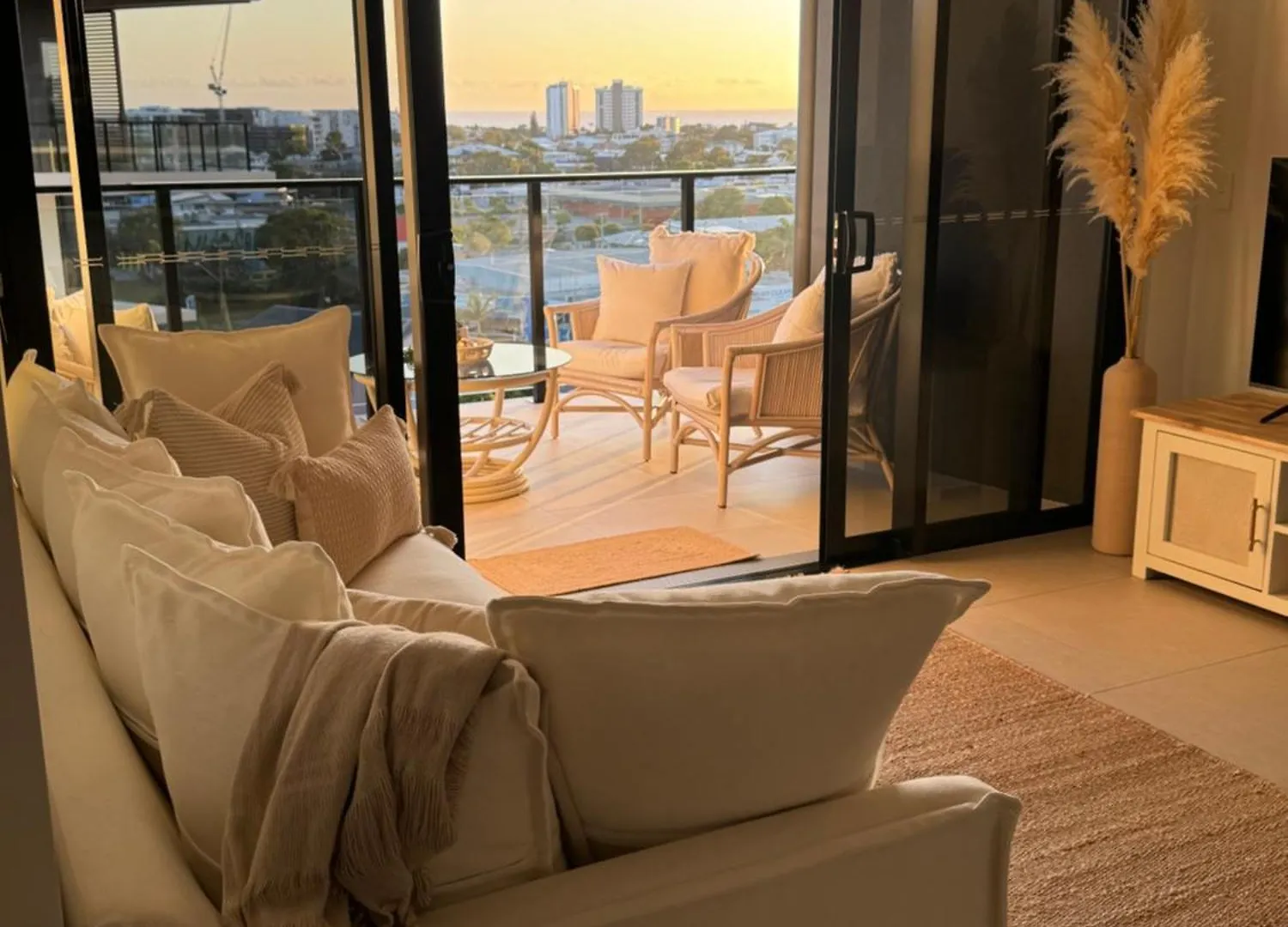 Beach House Apartment Maroochydore 0*,  Australien